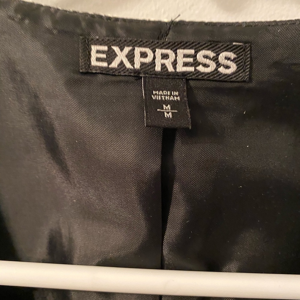 Cropped Express Jacket - Picture 3 of 3